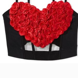 Victoria secret Red ❤️ rose satin HEART ❤️ CORSET stunning. Brand NEW with Tags.